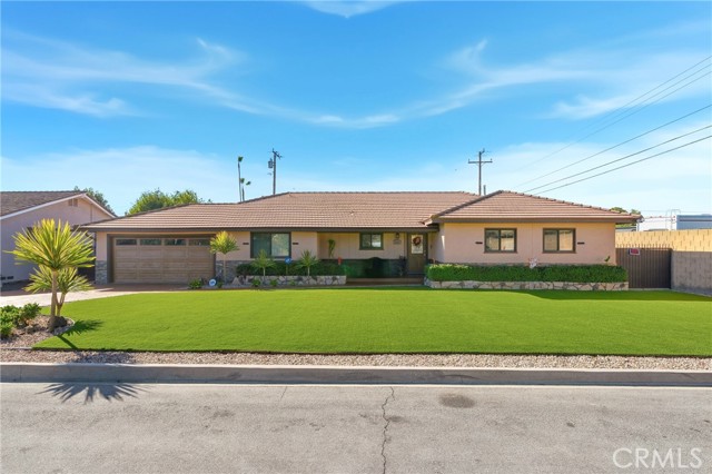 Detail Gallery Image 3 of 54 For 901 S Glenview, West Covina,  CA 91791 - 4 Beds | 2 Baths