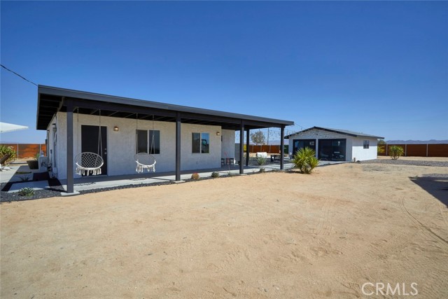 Detail Gallery Image 2 of 69 For 677 Cypress Rd, Joshua Tree,  CA 92252 - 2 Beds | 2 Baths