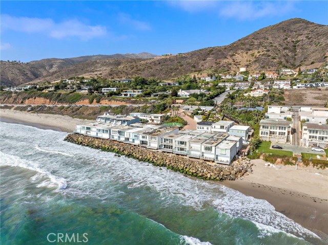 Detail Gallery Image 64 of 67 For 11770 Pacific Coast #N,  Malibu,  CA 90265 - 3 Beds | 3/1 Baths