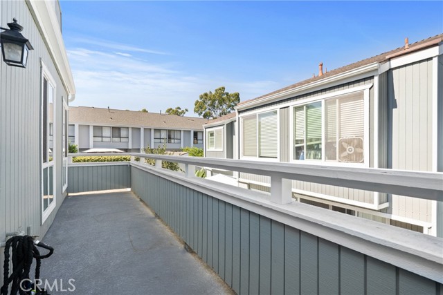 Detail Gallery Image 22 of 28 For 24 Seaside, Newport Beach,  CA 92663 - 2 Beds | 2 Baths