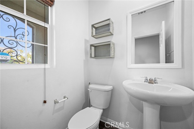 Detail Gallery Image 15 of 43 For 3405 Independence Ct, Perris,  CA 92570 - 5 Beds | 3/1 Baths