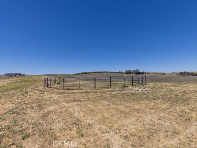 7491 Kingsbury Road, Templeton CA: https://media.crmls.org/medias/874cb879-a76c-4e81-b718-f58f8a87b5e6.jpg