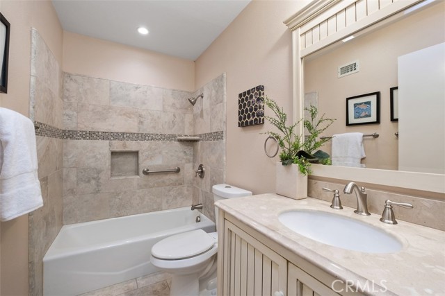 Detail Gallery Image 22 of 47 For 5339 W Bahia Blanca West a,  Laguna Woods,  CA 92637 - 2 Beds | 2 Baths
