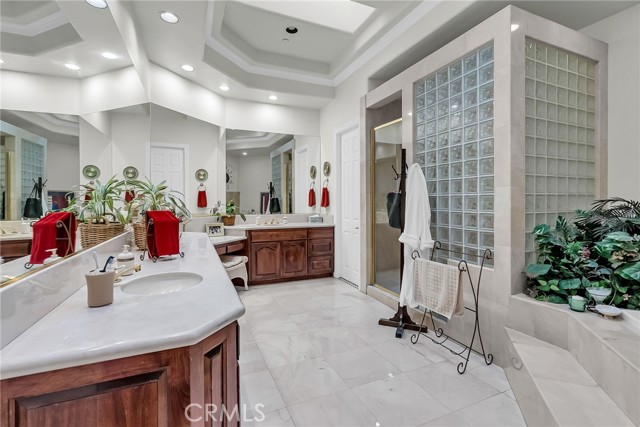 Detail Gallery Image 26 of 51 For 6872 Chartwell, Riverside,  CA 92506 - 5 Beds | 4/1 Baths