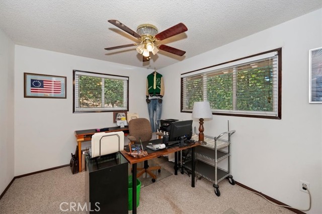815 Chamois, Crestline, CA 92325
