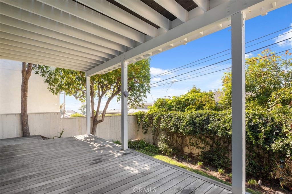 MLS #OC25268139 image #18