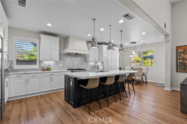 Detail Gallery Image 19 of 67 For 890 Lindamere, Simi Valley,  CA 93065 - 5 Beds | 4/1 Baths