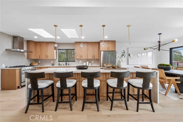 2416 Palm Avenue, Manhattan Beach CA: https://media.crmls.org/medias/874feb4e-f807-4e23-8222-7bb06c324d1d.jpg