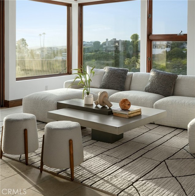 2516 Temple Hills Drive, Laguna Beach CA: https://media.crmls.org/medias/874fffa8-1410-43b5-b4e5-e3e7d1a9f88f.jpg