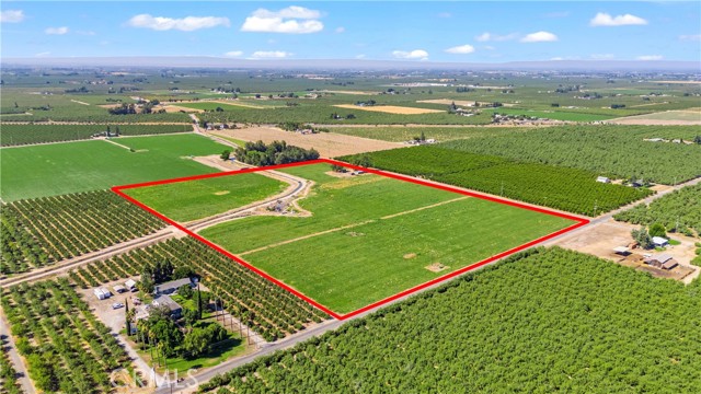 8340 West Lane, Winton CA: https://media.crmls.org/medias/875181a5-d5de-4fd8-989d-b7ef9ab877d0.jpg