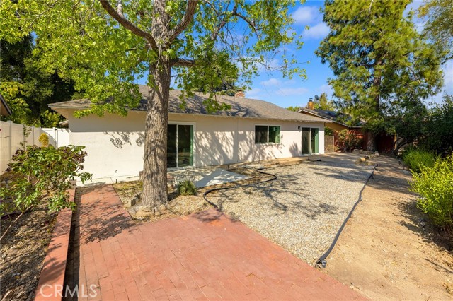 20110 San Gabriel Valley Drive, Walnut CA: https://media.crmls.org/medias/875197bf-6ce3-4fe6-ad68-cdbe84666e43.jpg