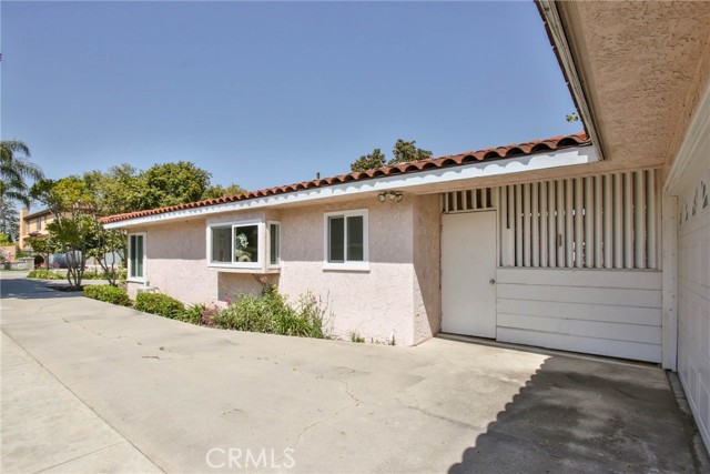 9322 Stanford Avenue, Garden Grove CA: https://media.crmls.org/medias/87522895-83fe-423d-97d8-fb2b154e03e9.jpg