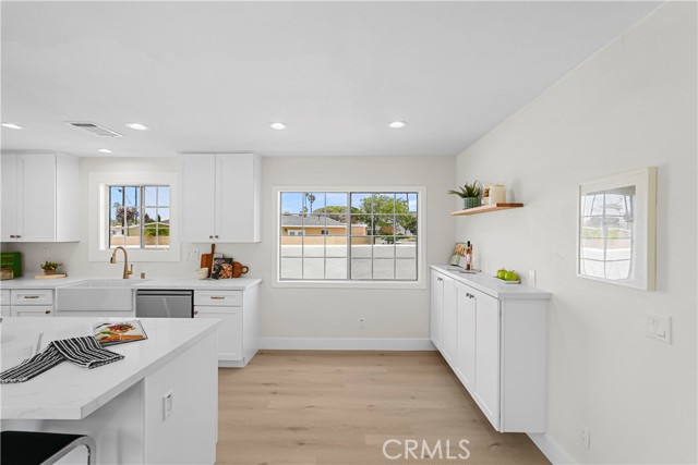 23401 Anza Ave, Torrance CA: https://media.crmls.org/medias/8752562e-a8e8-4bd0-920f-d1fcc133be00.jpg