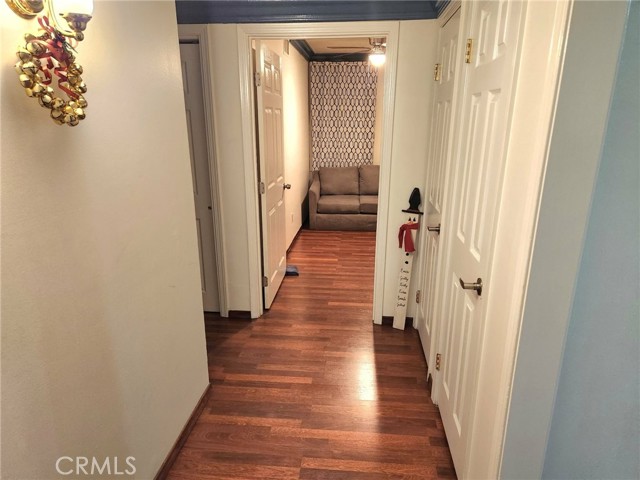 Detail Gallery Image 29 of 71 For 19755 Steinway St, Canyon Country,  CA 91351 - 3 Beds | 2 Baths