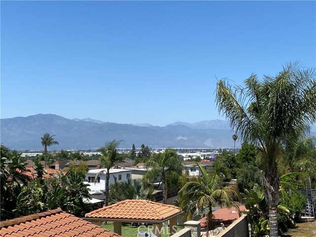 Image 18 of 26 For 13761 Lomitas Avenue