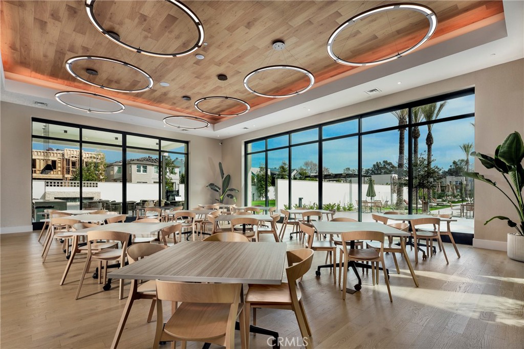 8752a2dd 1626 49a9 B9d9 B293bbd09519