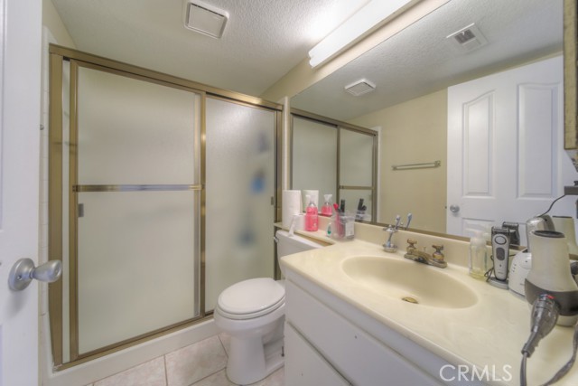 15576 Carmel Verde Lane, Moreno Valley CA: https://media.crmls.org/medias/8752b7be-ea20-4346-9663-e30c77fa8313.jpg