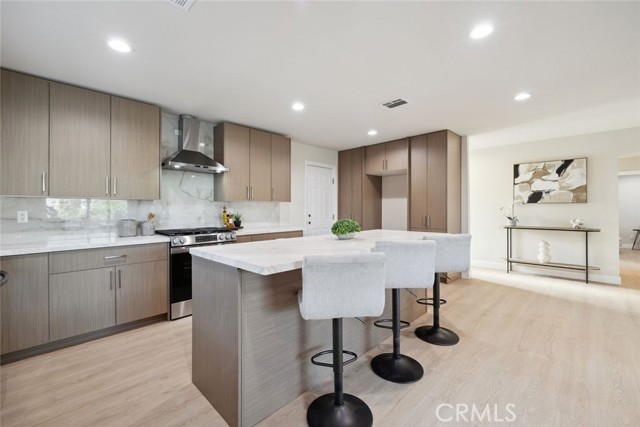 12750 Rajah Street, Sylmar CA: https://media.crmls.org/medias/87533a71-965a-41b2-9cb7-b88a1e101353.jpg