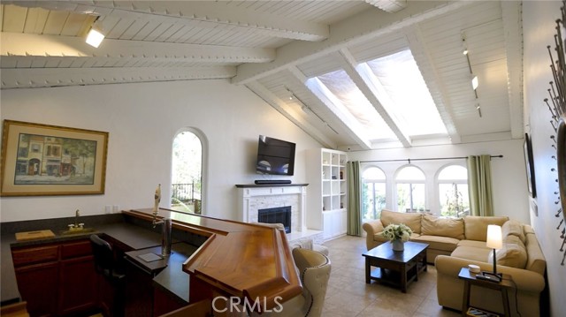 Detail Gallery Image 17 of 46 For 604 Avenida Acapulco, San Clemente,  CA 92672 - 5 Beds | 3/1 Baths