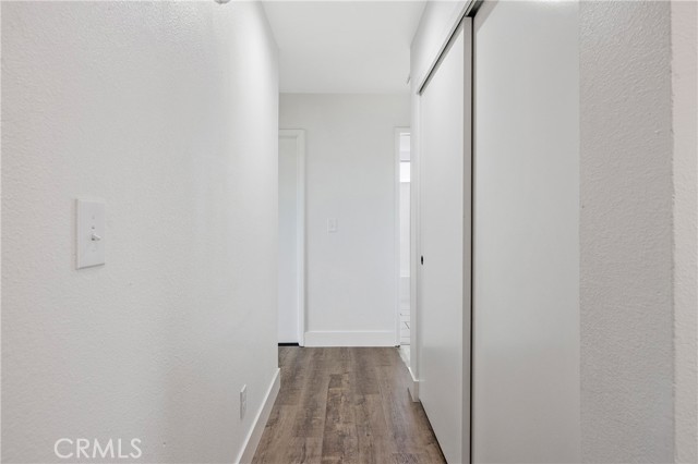 1967 N Ventura Avenue, Farmersville CA: https://media.crmls.org/medias/87542d9d-e3db-4bc0-b20e-1ae910590dfd.jpg