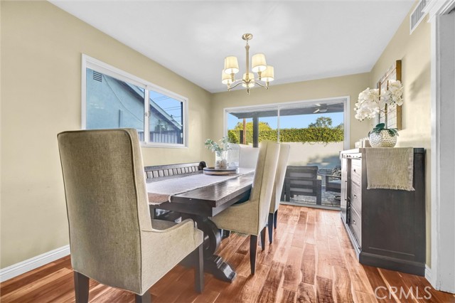 Detail Gallery Image 4 of 21 For 530 N. Stanford Ave, Fullerton,  CA 92831 - 4 Beds | 3 Baths