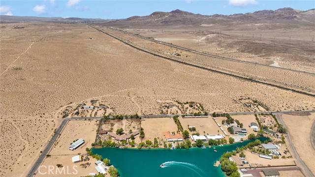 Detail Gallery Image 30 of 33 For 37132 Coyote Lake Rd, Newberry Springs,  CA 92398 - 15 Beds | 13 Baths