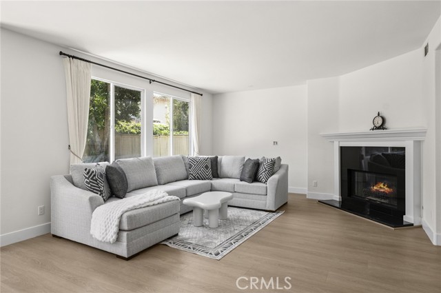 37 Pheasant Creek, Irvine CA: https://media.crmls.org/medias/87555a07-2617-4176-af73-42f4052a3a7f.jpg