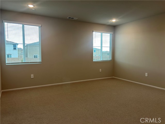 1065 Lumia Circle, Redlands CA: https://media.crmls.org/medias/875563b8-a714-4768-ad68-1b719a2095d0.jpg