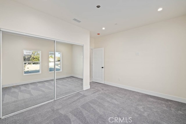 36733 42nd E Street, Palmdale CA: https://media.crmls.org/medias/87563a03-7d11-4e05-b199-89aa7bfcc808.jpg