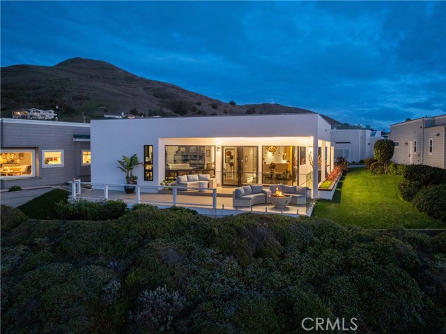3086 Studio Drive, Cayucos CA: https://media.crmls.org/medias/8756d346-77a4-42ac-9fac-1ac51c760551.jpg