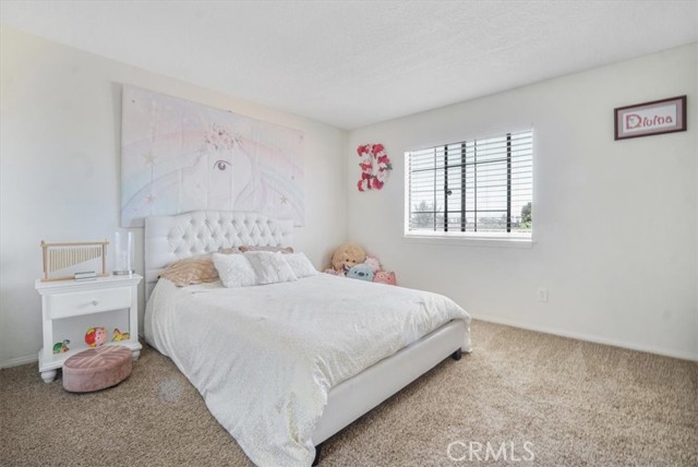 18760 Otomian Road, Apple Valley CA: https://media.crmls.org/medias/875717fd-5d9c-47a1-ba44-d78693901120.jpg