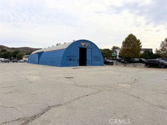  Commercial for Sale in Castaic, California