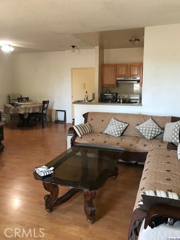 1 Bed Home for Sale in Van Nuys, California