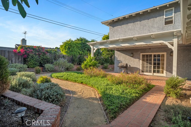 Detail Gallery Image 25 of 38 For 9623 Penfield Ave, Chatsworth,  CA 91311 - 4 Beds | 3 Baths