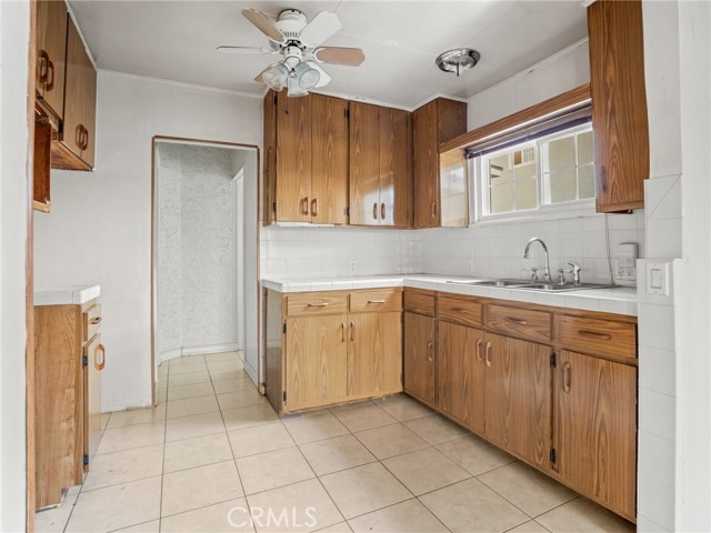 329 West 120th photo 5