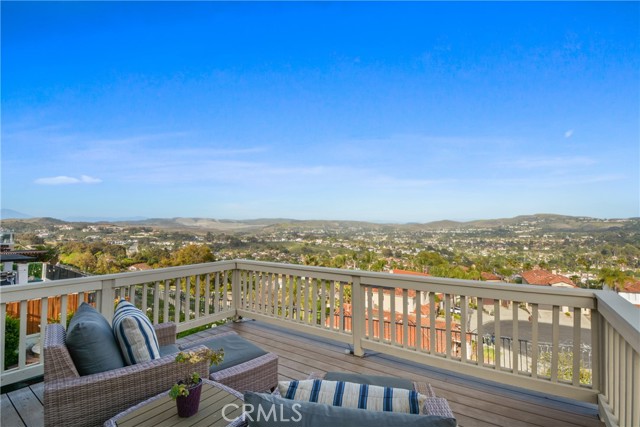 Detail Gallery Image 16 of 75 For 112 Del Cabo, San Clemente,  CA 92673 - 4 Beds | 3 Baths