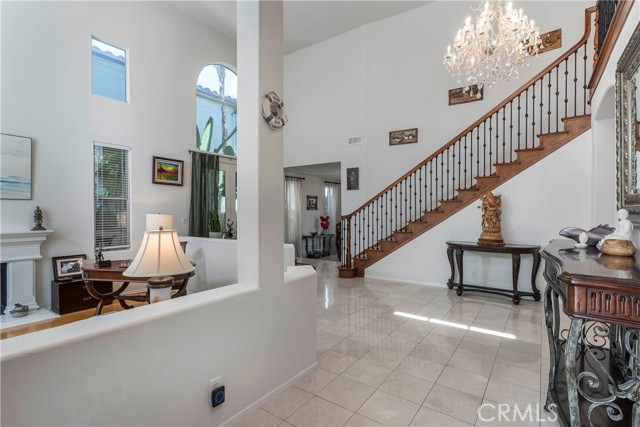 Detail Gallery Image 2 of 46 For 7371 Westcliff Dr, West Hills,  CA 91307 - 5 Beds | 5 Baths