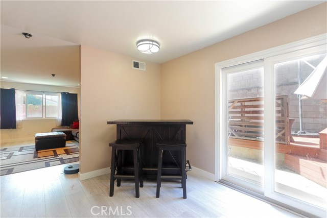 2616 Voorhees Avenue, Redondo Beach CA: https://media.crmls.org/medias/875a6bb6-a8c3-444e-8d92-44029f9c7dff.jpg