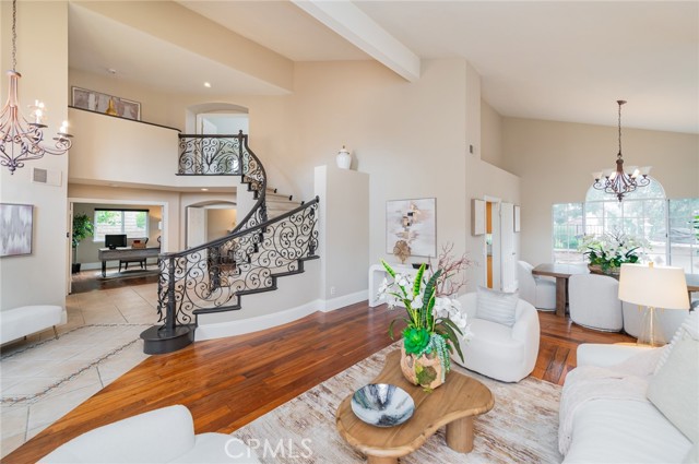 Detail Gallery Image 9 of 29 For 26941 Pembroke Ln, Lake Forest,  CA 92630 - 4 Beds | 3 Baths