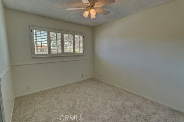 17077 Los Modelos Street, Fountain Valley CA: https://media.crmls.org/medias/875b85b4-6f13-4a85-93d0-cd54f9dea618.jpg