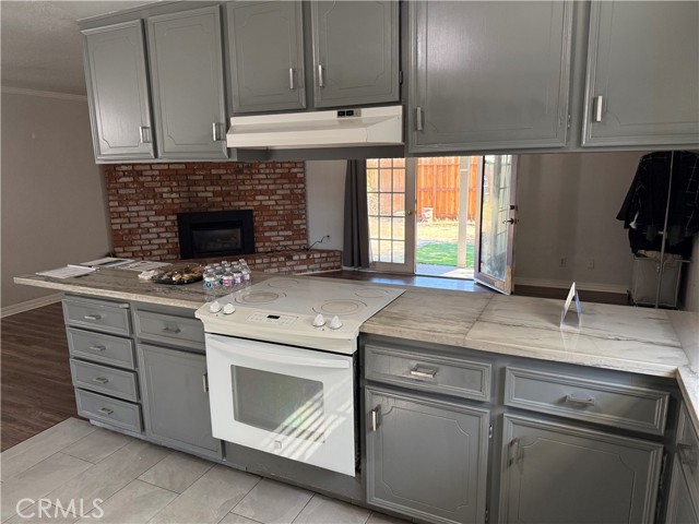 Detail Gallery Image 8 of 34 For 500 Sherri Way, Turlock,  CA 95382 - 3 Beds | 2 Baths