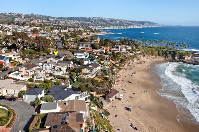 1259 Cliff Drive, Laguna Beach CA: https://media.crmls.org/medias/875cd179-49e5-4360-a2dd-cc4b43c4d4e1.jpg