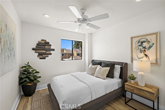 4 Riptide Court, Newport Beach CA: https://media.crmls.org/medias/875d5048-da28-4cc0-9121-e0da9d17232e.jpg