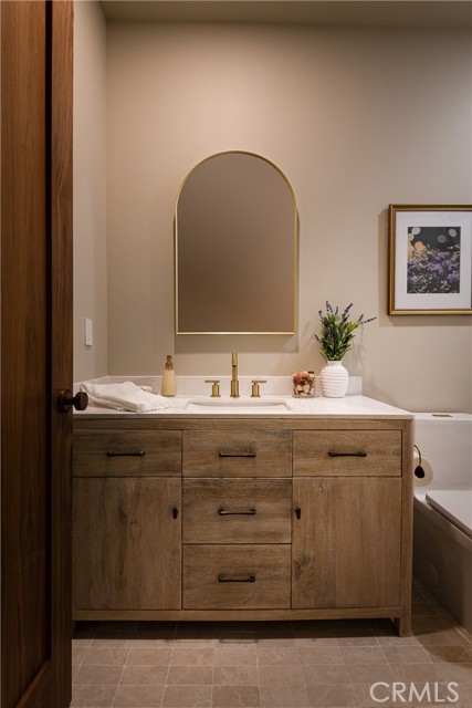 Detail Gallery Image 41 of 64 For 15719 Hartsook, Encino,  CA 91436 - 4 Beds | 4/1 Baths