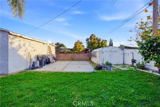 Detail Gallery Image 25 of 35 For 307 S Locust Ave, Compton,  CA 90221 - 4 Beds | 2 Baths