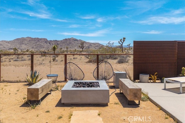 3170 Wesley Road, Joshua Tree CA: https://media.crmls.org/medias/8760019e-ba55-4dba-8872-a2e0b1d8d422.jpg