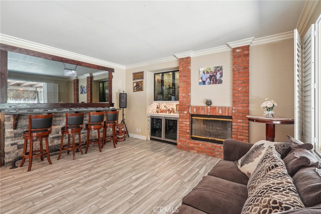 MLS #CV25106163 img 3