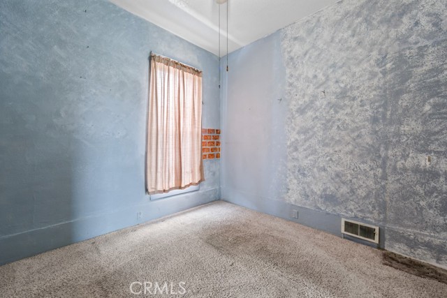 Detail Gallery Image 6 of 38 For 16412 Bixler Ave, Paramount,  CA 90723 - 2 Beds | 1 Baths