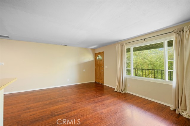 Detail Gallery Image 5 of 18 For 3807 W Victory Bld, Burbank,  CA 91505 - 1 Beds | 1 Baths