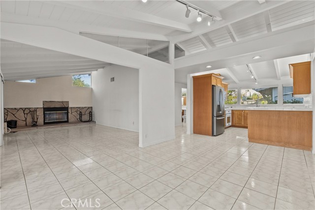 9310 Sophia Avenue photo 6